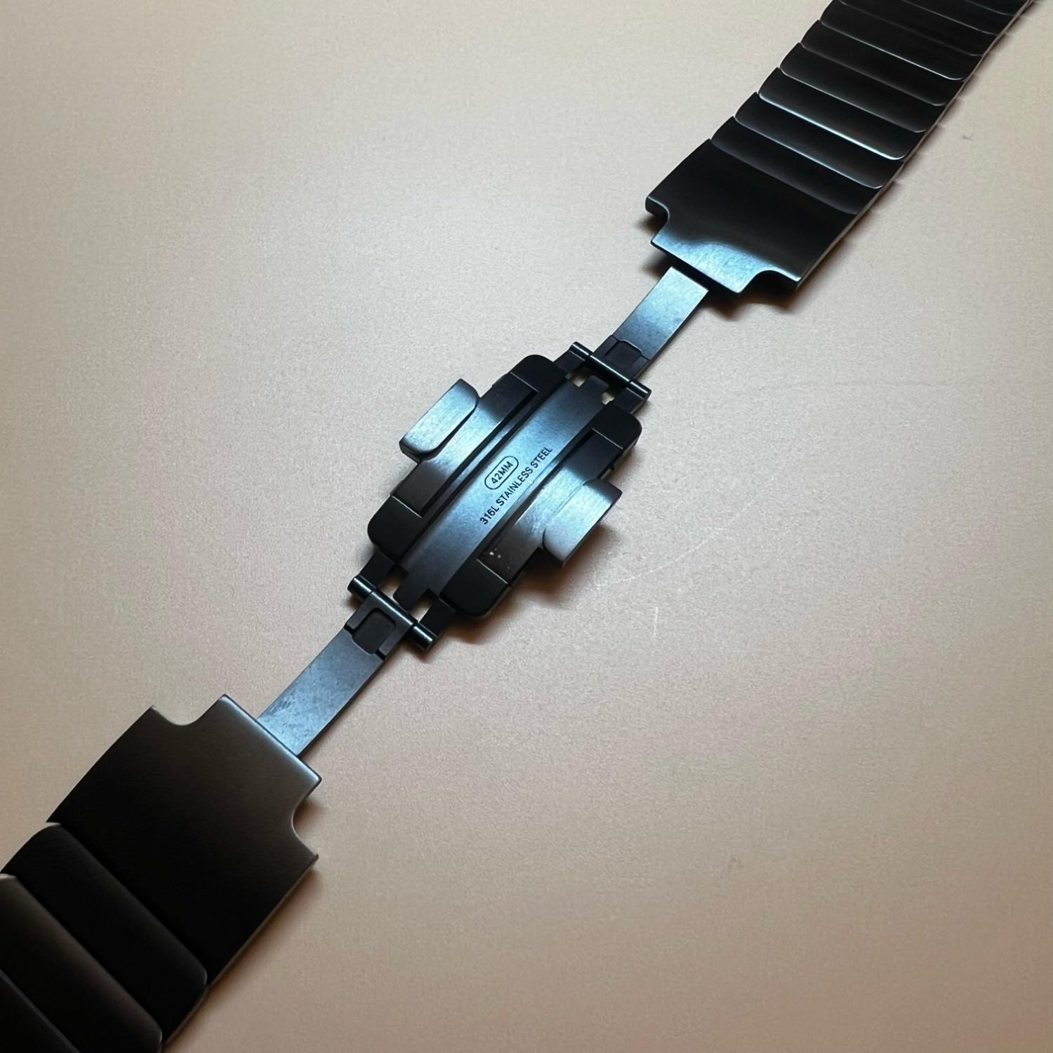 Curea Apple Link Bracelet pt. Watch Space Black 44/42 mm - MJ5K2ZM/A Originala Resigilat - 6