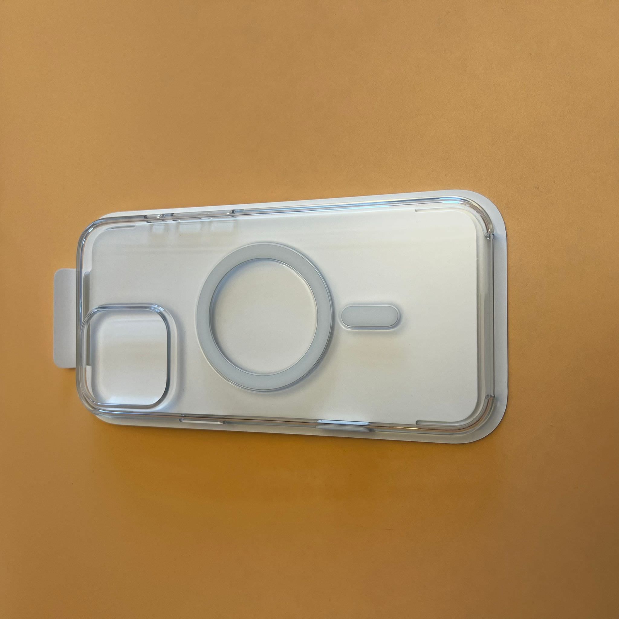 Husa Clear Apple pt. iPhone 16 Pro Max - MA7F4ZM/A MagSafe Originala Resigilat - 6