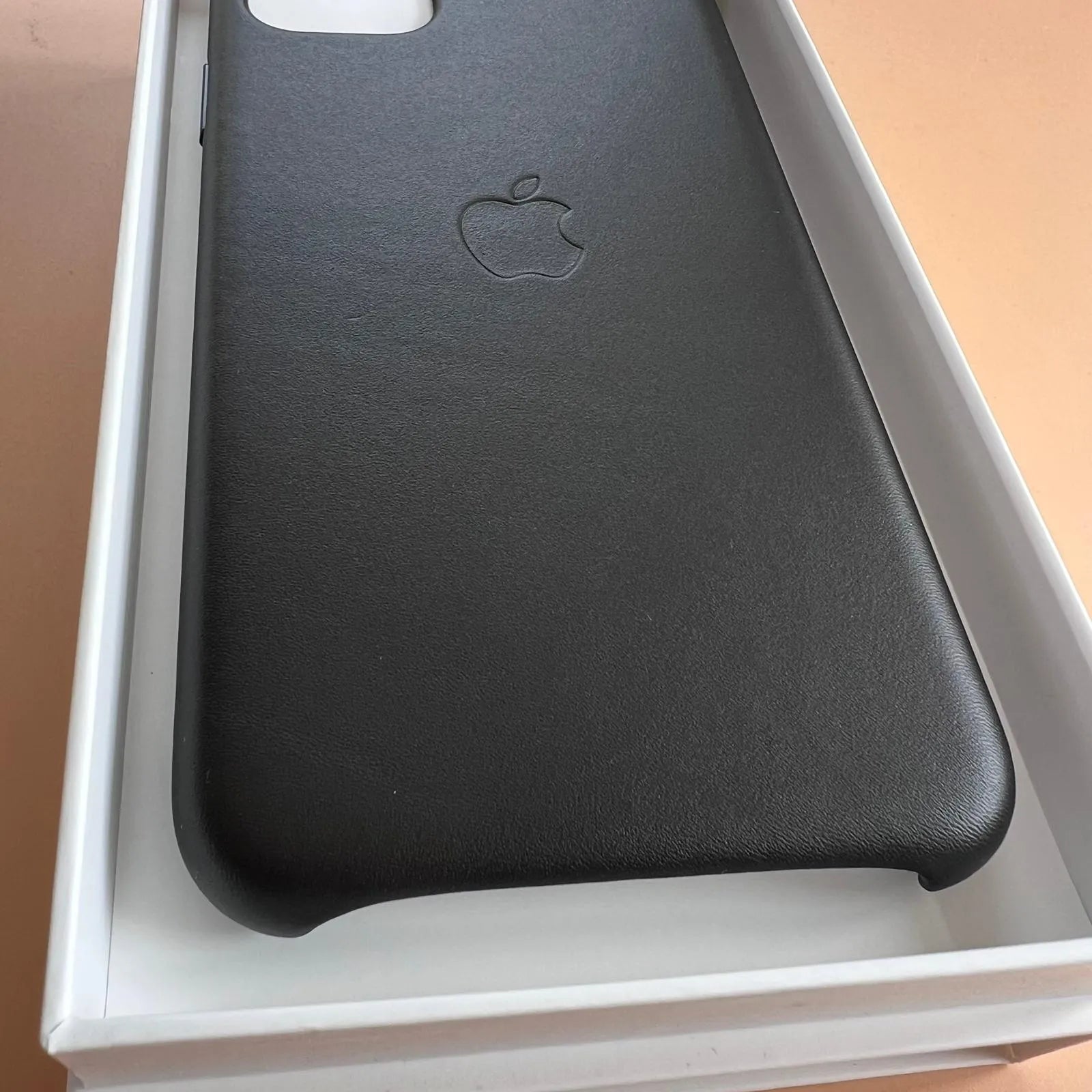 Husa Piele Naturala Apple pt. iPhone 11 Pro Max Black - MX0E2ZM/A Originala Resigilat - MX0E2ZM/A-A - 190199287655 - 7