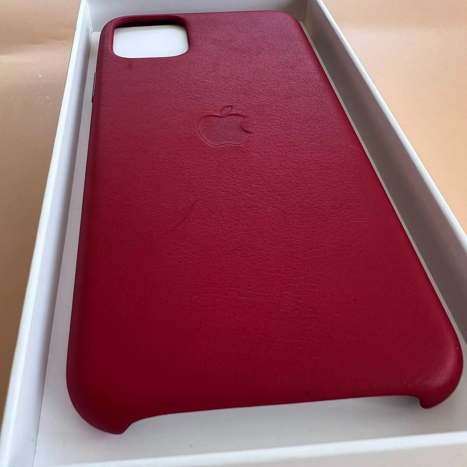 Husa Piele Naturala Apple pt. iPhone 11 Pro Max Red - MX0F2ZM/A Originala Resigilat - MX0F2ZM/A-A - 190199287686 - 9