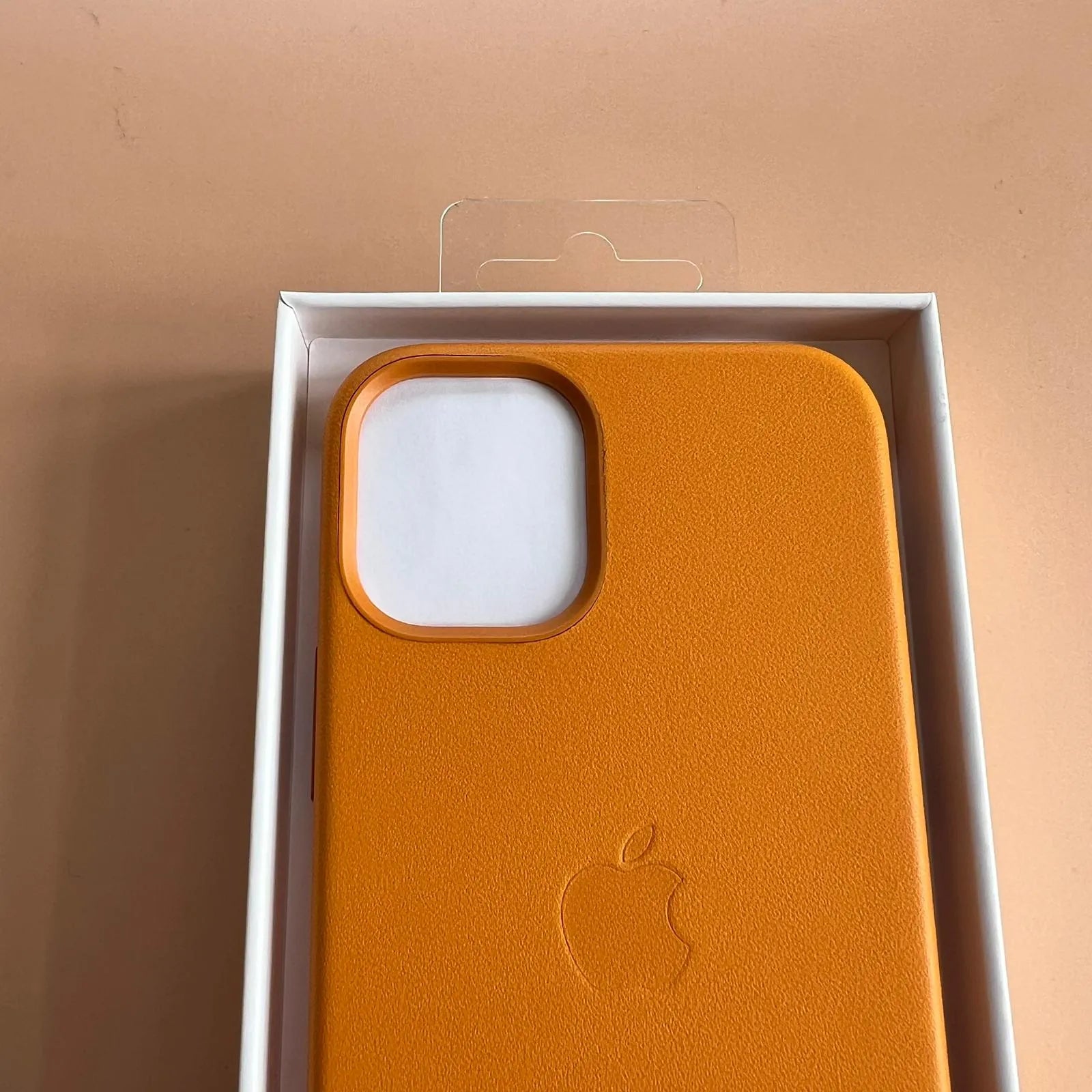 Husa Piele Naturala Apple pt. iPhone 12 Mini California Poppy - MHK63ZM/A Originala MagSafe Resigilat - MHK63ZM/A-A - 194252167977 - 11