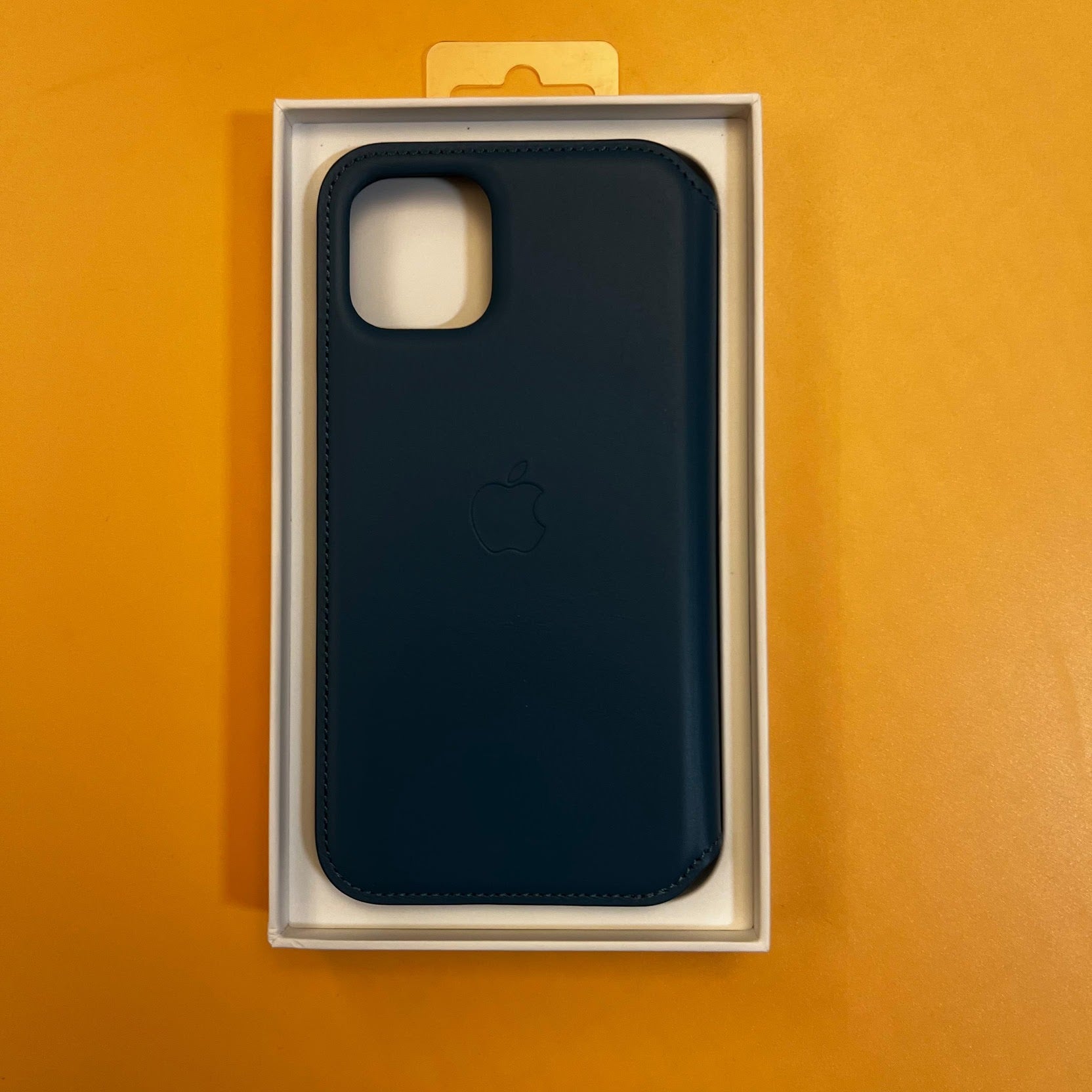 Husa Piele Naturala Folio Apple pt. iPhone 11 Pro Peacock - MY1M2ZM/A Originala - 190199651395 - 7