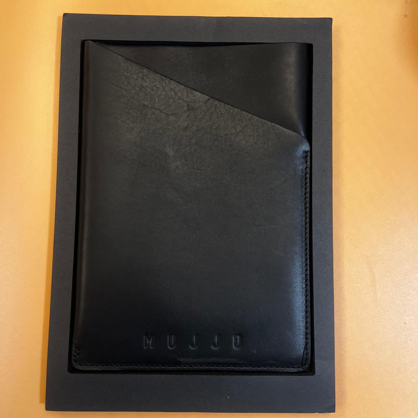 Husa Piele Naturala Mujjo Slim Fit pt. iPad Mini (7/6/5/4/3/2/1) Resigilat - Black - MUJJO-SL-028-BK - 8718546170621 - 2