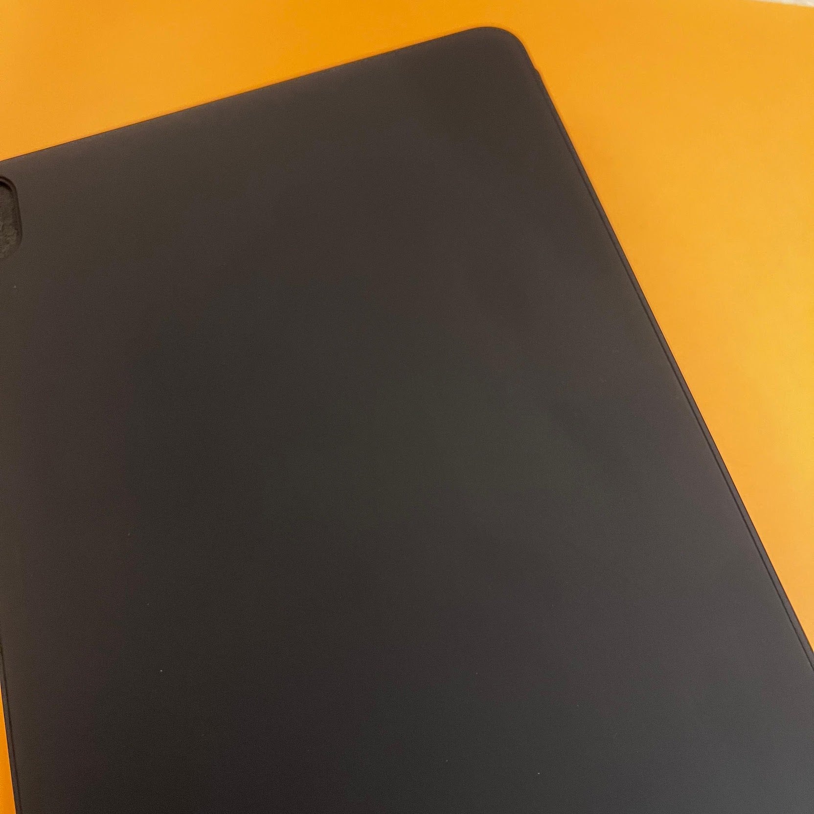 Husa Smart Folio Apple pt. iPad Air 11 2025/2024 5/4 Pro 11’’ (2018) Charcoal Gray - MRX72ZM/A Originala Resigilat - MRX72ZM/A-B