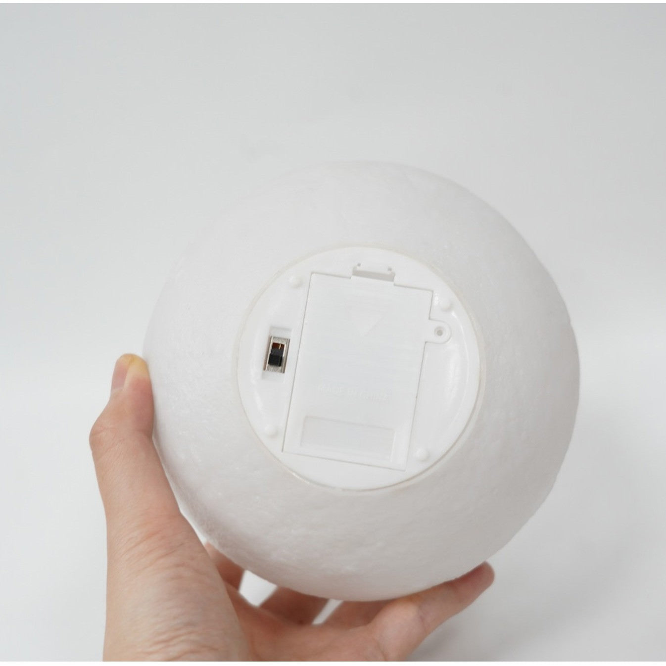Lampa de veghe LED Luna 3D Moon Light Alb Cald 15 cm Baterii Stand On/Off - 104643 - 6426485117042 - 9