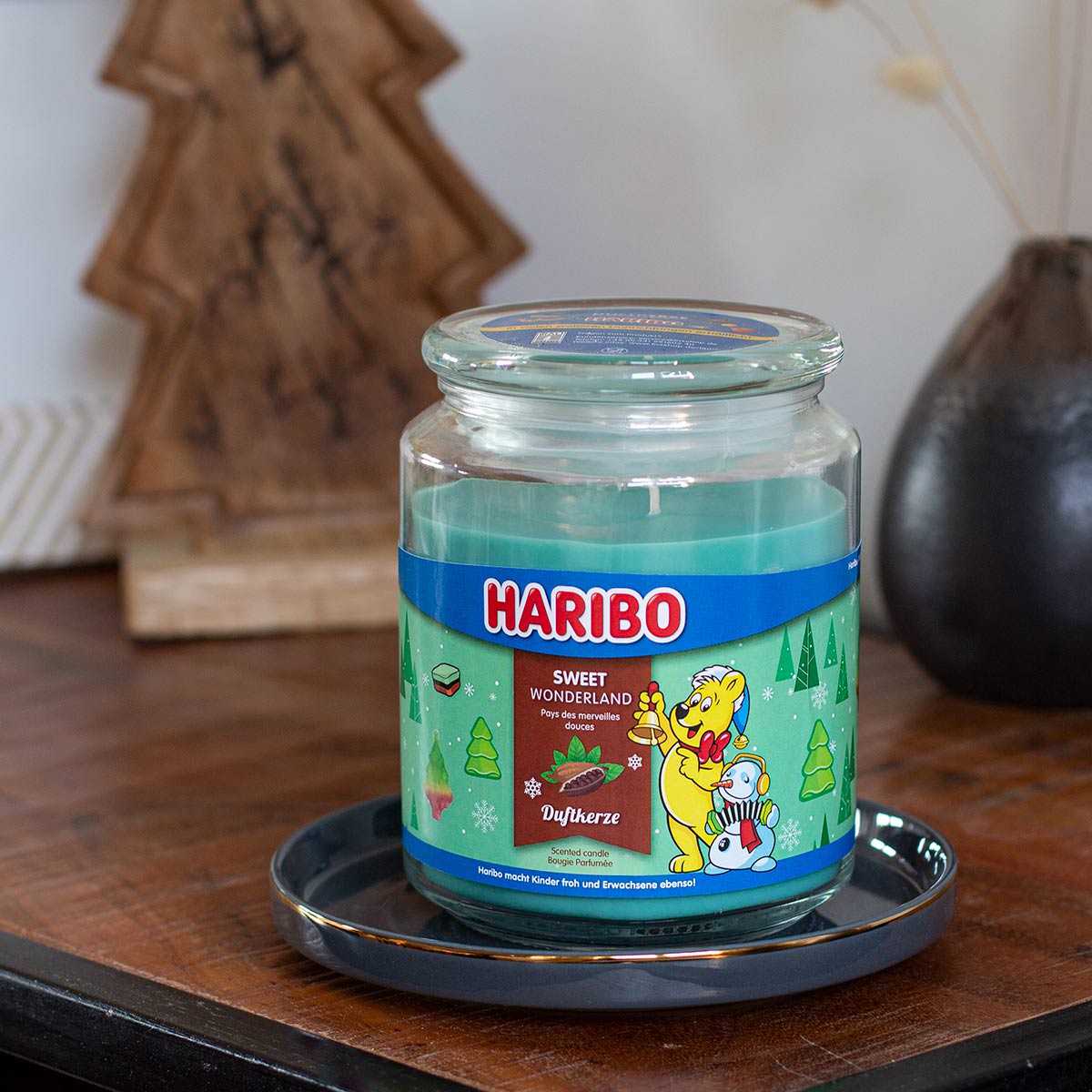 Lumanare parfumata de Craciun Haribo Sweet Wonderland - 510g - A1815 - 4262399020564 - 4