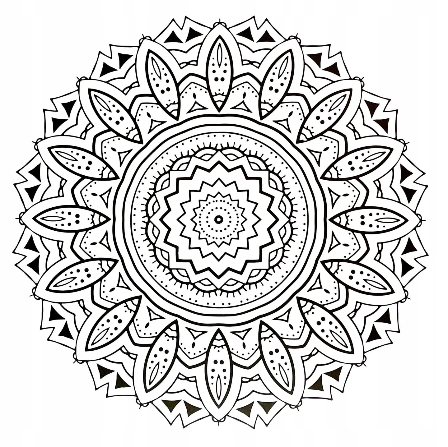 Set Carte de Colorat Antistres Mandala + Trusă 48 Carioci cu Vârfuri Duble - 128 pagini 180 g/m² - 3218268-48car - 8721042515025 - 3