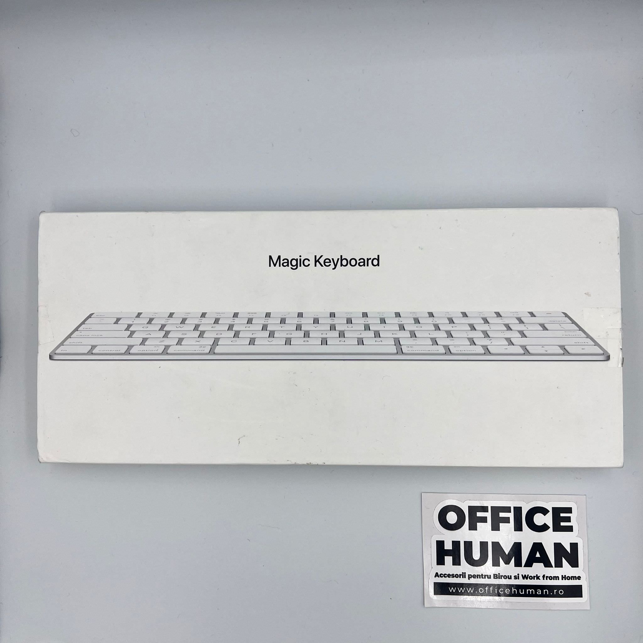 Tastatura Apple Magic Keyboard MLA22E/A - Layout QWERTY Spaniol Wireless Reincarcabilă Bluetooth Aluminiu Silver/White Originala Resigilat