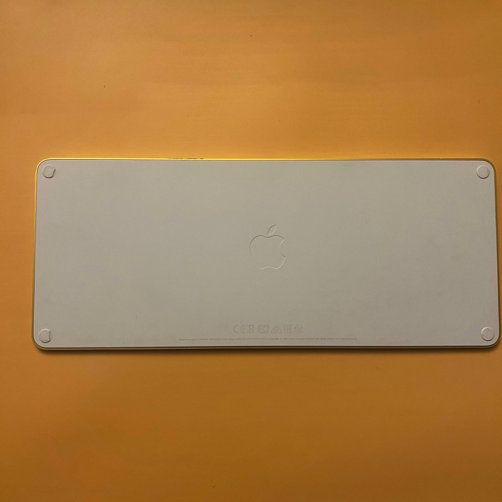Tastatura Apple Magic Keyboard Touch ID Gold - Layout British QWERTY Wireless Reincarcabilă Bluetooth Aluminiu Originala Resigilat