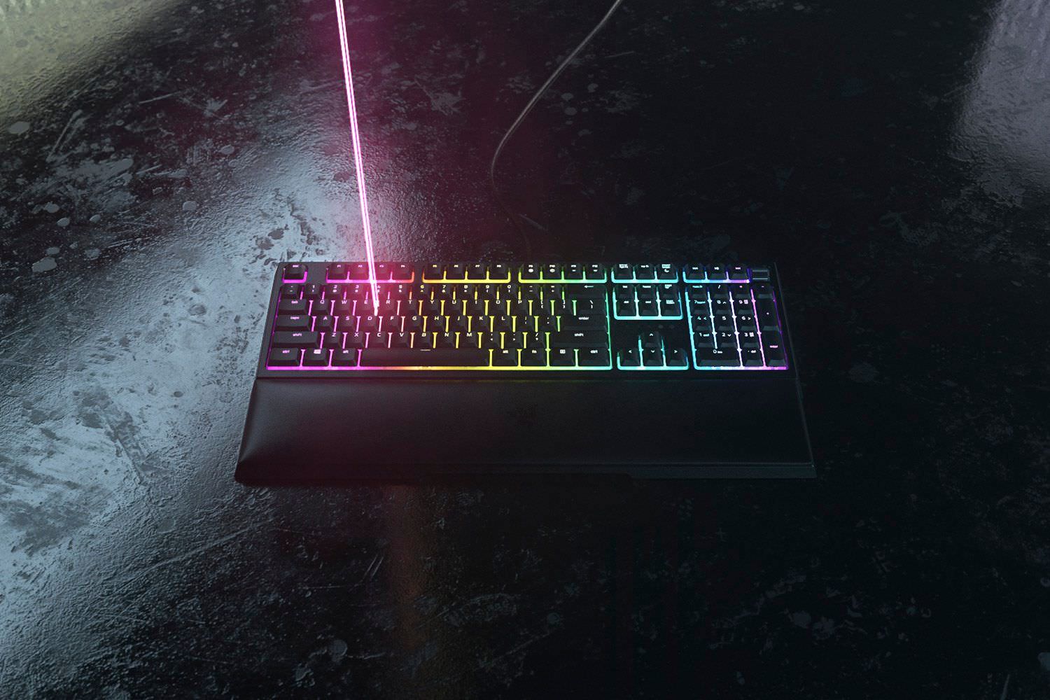 Tastatura Gaming Razer Ornata V2 - Iluminare Chroma RGB USB Tehnologie hibrida Suport Incheieturi Rotita Digitala - RZ03-03380100-R3M1