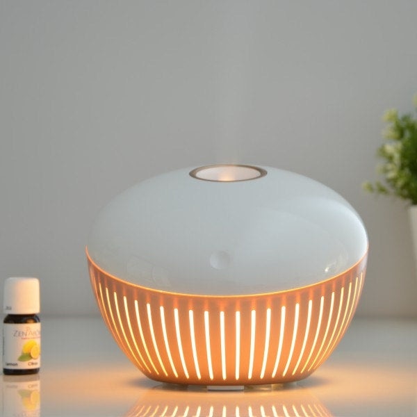 Difuzor Ultrasonic Aromaterapie Voglia - Pana la 60m² Lumina Ambientala 8 Ore Inchidere Automata - SC5530 - 3700643500406 - 2